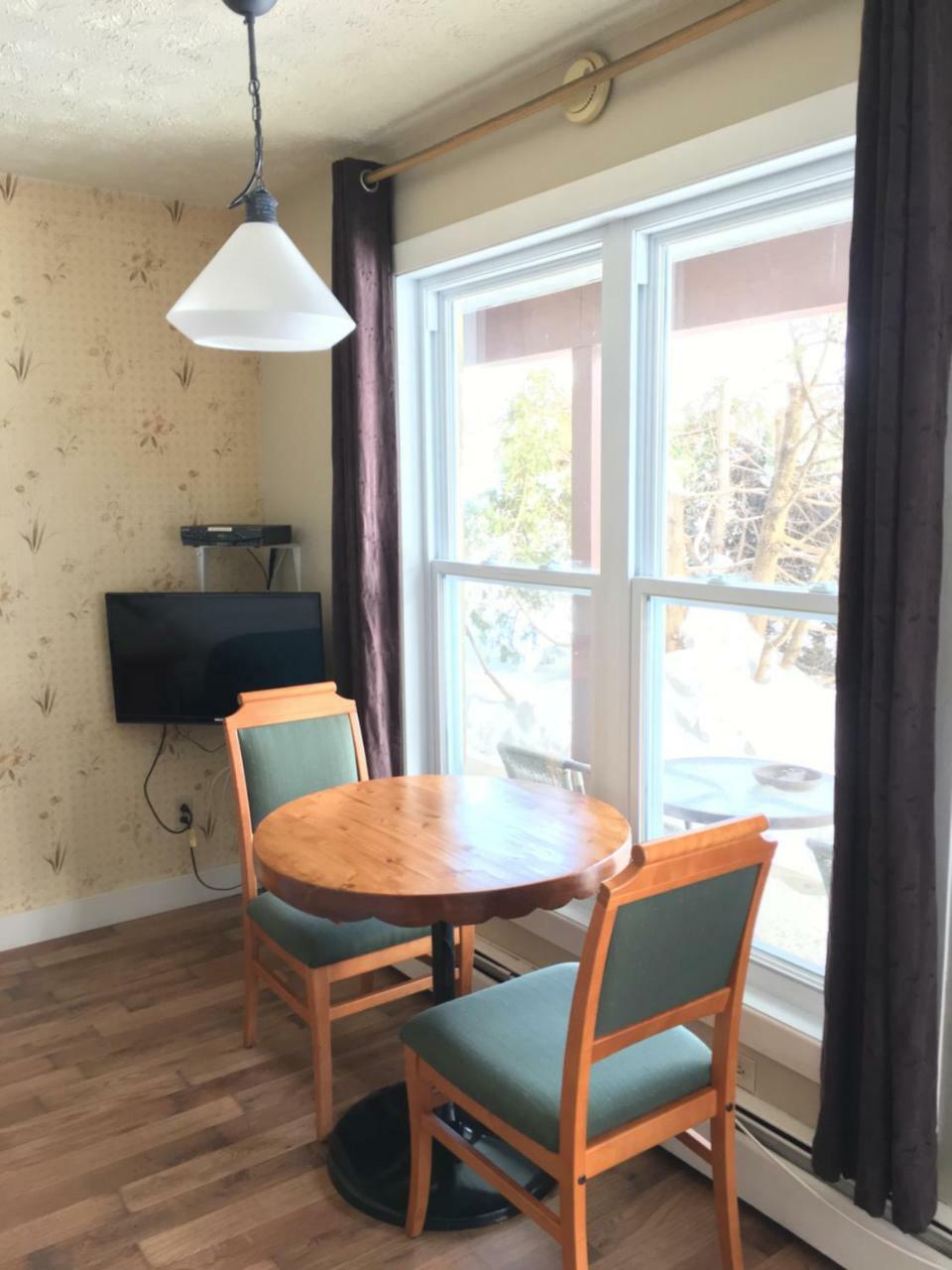 Le Sabre Motel